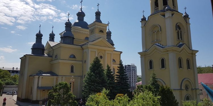 Фото: церква Успення Пресвятої Богородиці Тернопіль-Редемптористи