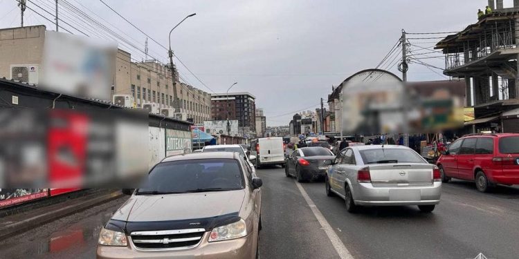 ДТП у Тернополі: авто зіткнулося з велосипедистом